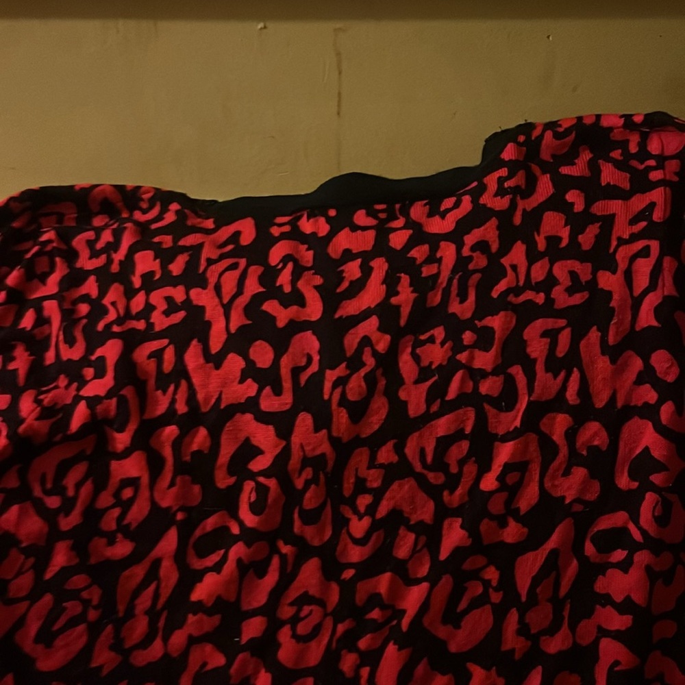 Sweater - Picture 4 of 4